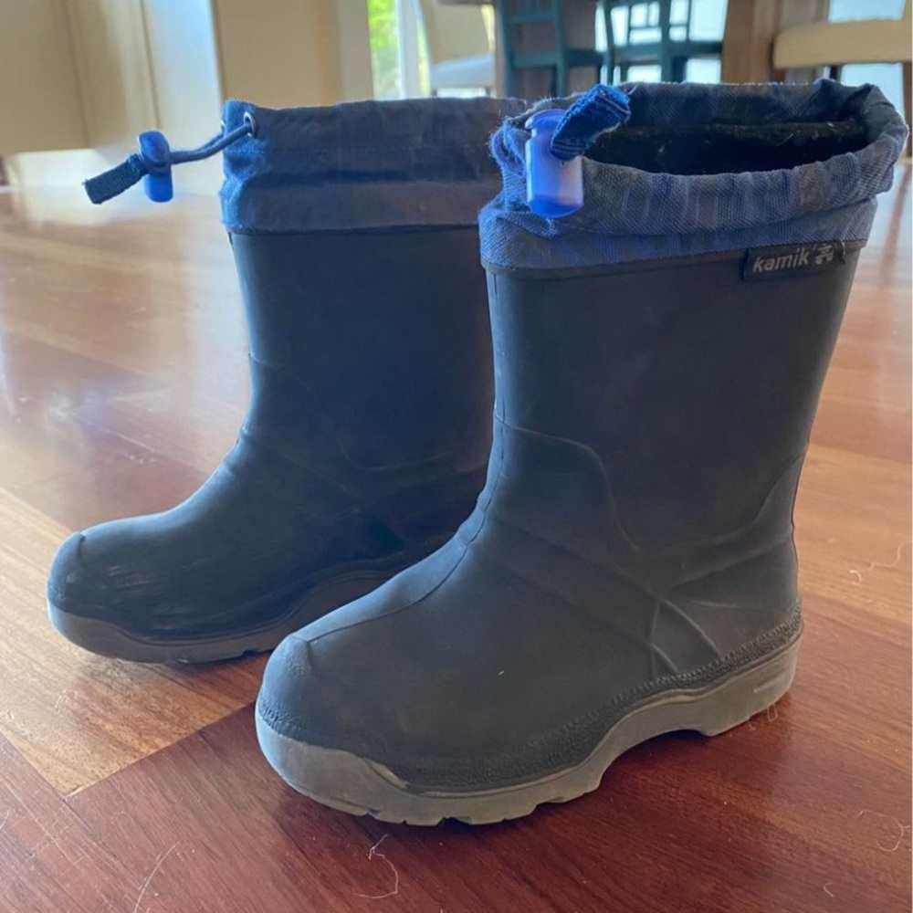 Kids Kamik snow and rain boots, size 12